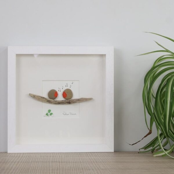robins pebble art